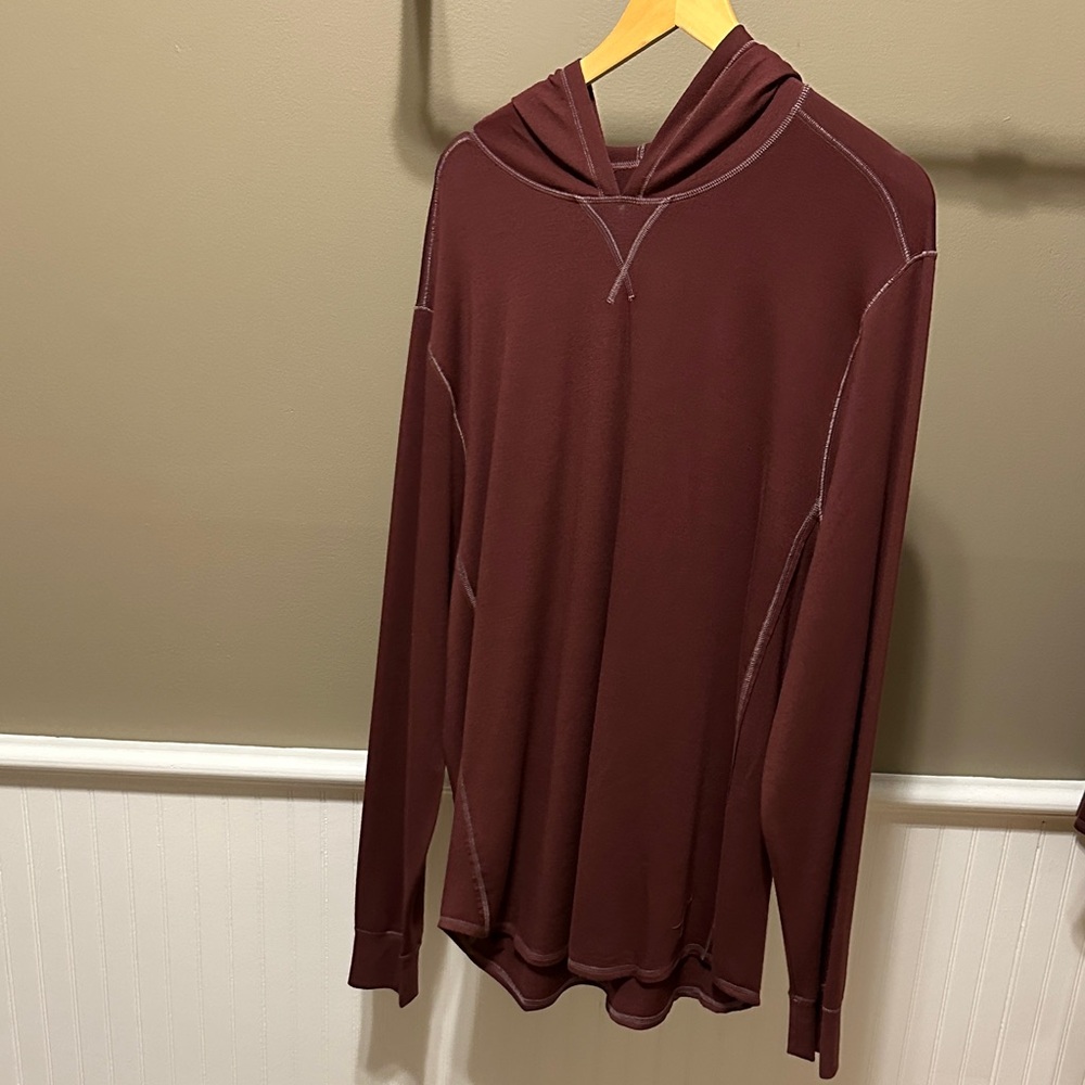 Men's Maroon Hooded Long-Sleeve Pullover Shirt